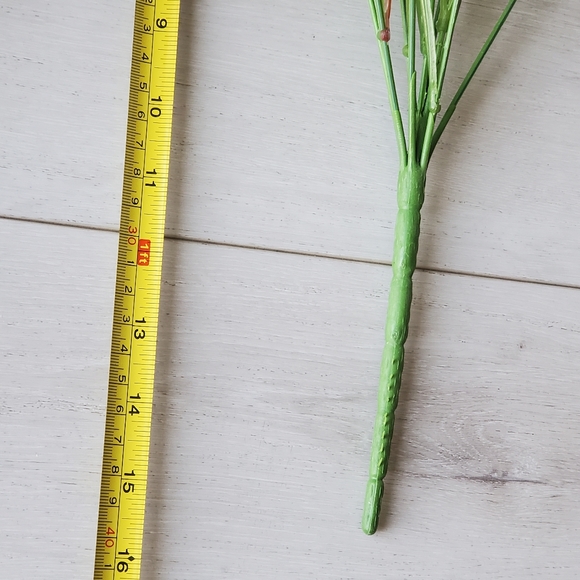 Artificial Dandelion Prickly Flowers - Picture 8 of 10